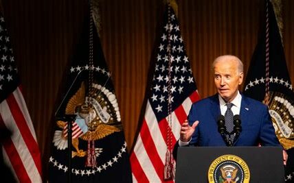 El presidente Biden reafirma su compromiso con la democracia, garantizando procesos de transición pacíficos y fortaleciendo la estabilidad política en Estados Unidos.