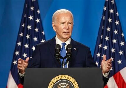 Biden invita a Trump a dialogar para asegurar una transición pacífica y disminuir la polarización política en Estados Unidos tras las elecciones de 2020.