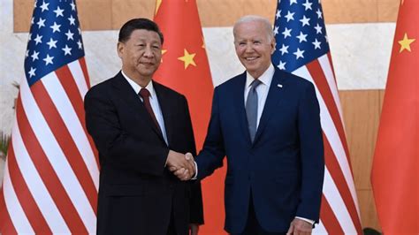 Xi y Biden discuten lazos más fuertes y acciones responsables para evitar tensiones y fomentar la cooperación en cambio climático, ciberseguridad y economía global.