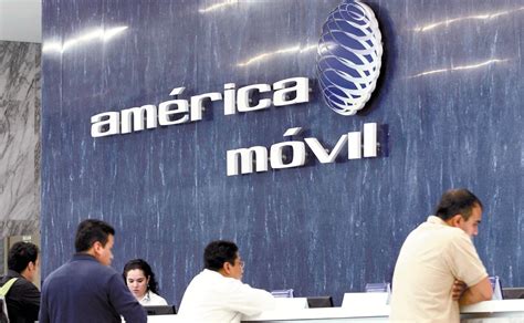 América Móvil evalúa cambios estratégicos ante desafíos regulatorios y competencia creciente en el sector telecomunicaciones.