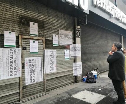 Cuidar la seguridad es crucial: las irregularidades en Izazaga 89 llevan al cierre del edificio por riesgo estructural.