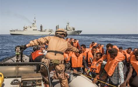 La crisis en el Mediterráneo exige acción urgente. Miles arriesgan sus vidas por un futuro mejor, y es vital garantizar rutas seguras y combatir el tráfico humano.