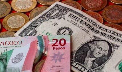 Incertidumbre global y tasas altas en EE.UU. presionan al peso mexicano, impulsando al dólar a 20.73 pesos por unidad. Volatilidad continuará según analistas.