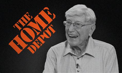 Bernie Marcus, cofundador de Home Depot, dejó un legado inmenso en el comercio minorista y la filantropía, transformando vidas y comunidades.