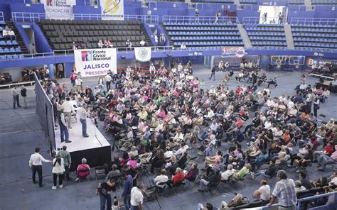 El Frente Cívico Nacional se transforma en partido político para canalizar la participación ciudadana y fortalecer la democracia en México.