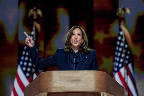 Kamala Harris reafirma el compromiso con la democracia, resaltando la aceptación de resultados y la transición pacífica del poder para mantener la estabilidad del país.