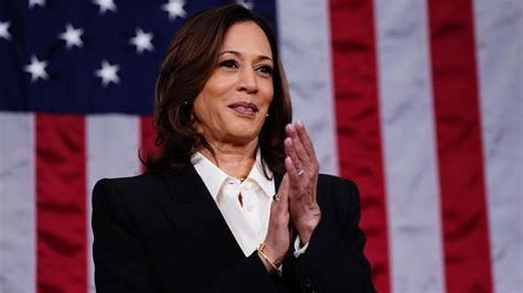 Kamala Harris logra victorias clave en cinco estados, consolidando el poder del Partido Demócrata y su influencia política en los comicios de medio término.