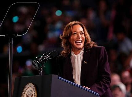 La vicepresidenta Kamala Harris opta por el silencio sobre elecciones, sorprendiendo y generando especulaciones en medio de un tenso clima político en EE.UU.