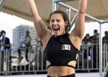 Ella Bucio brilla en el Campeonato Mundial de Parkour en Bulgaria, destacando con su creatividad y destreza en estilo libre, reafirmando su lugar en el podio internacional.