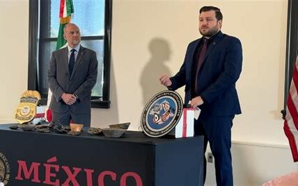 Más de 200 piezas patrimoniales regresan a México, fortaleciendo su identidad cultural y subrayando la cooperación global en la preservación de la historia.