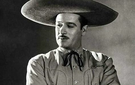 Pedro Infante, ícono del cine mexicano, dejó un legado imborrable en actuación y música, siendo símbolo cultural y referente eterno.