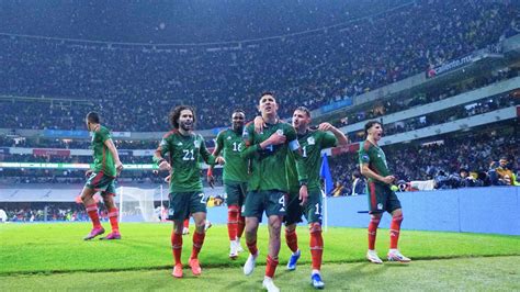 El Tricolor busca consolidar su estilo de juego eficaz ante Honduras, transformando al Estadio Azteca en una fortaleza y emocionando a su afición.