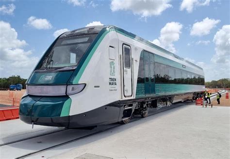 La SICT busca modernizar el transporte ferroviario en México con una inversión superior a 90 mil millones de pesos, mejorando la movilidad y sostenibilidad del país.