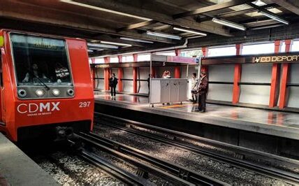 Refuerzan seguridad en el Metro de CDMX con más policías y cámaras para proteger a los usuarios tras incidentes violentos recientes. Tu seguridad es prioridad.