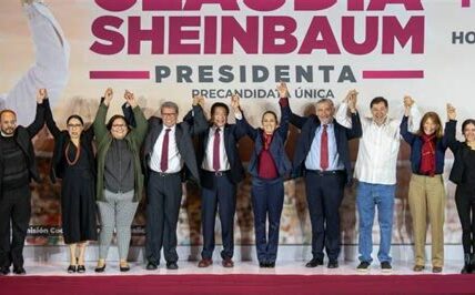 Sheinbaum refuerza la unidad partidista, clave para el éxito electoral de 2024. La cohesión interna en Morena es fundamental para la transformación nacional.