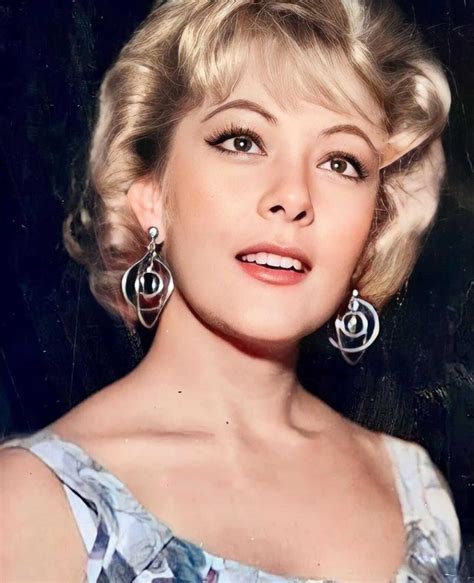 Silvia Pinal, ícono del cine y televisión mexicana, inspiró a generaciones con más de 100 filmes y 500 episodios de "Mujer, casos de la vida real".