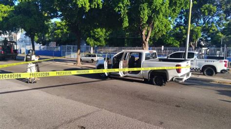 Culiacán enfrenta violencia; se suspenden clases para proteger a estudiantes y maestros, mientras fuerzas estatales y federales buscan restablecer la calma.