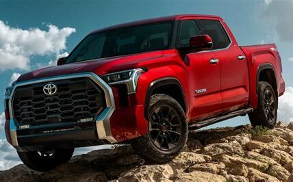 La Tundra TRD Pro, robustez híbrida con motor V6, remolque de 5,443 kg y tecnología avanzada, ideal para cualquier aventura.