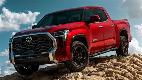 La Tundra TRD Pro, robustez híbrida con motor V6, remolque de 5,443 kg y tecnología avanzada, ideal para cualquier aventura.