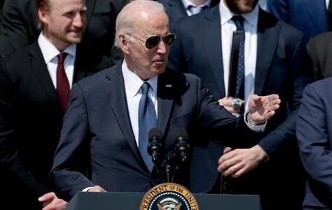 Biden evalúa indultos preventivos ante posibles represalias de Trump, reflejando la profunda polarización y desconfianza política en Estados Unidos.