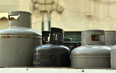 Cofece vigila la regulación del gas LP en México para asegurar competencia, prevenir monopolios y garantizar precios justos para los consumidores.