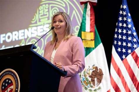 Estados Unidos y México colaboran para combatir el tráfico de fentanilo, una amenaza que requiere esfuerzos conjuntos para proteger a las comunidades y contrarrestar esta crisis.