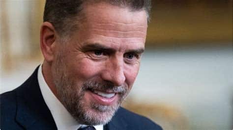 El indulto a Hunter Biden podría desencadenar repercusiones políticas, legales y sociales, afectando la percepción pública de la administración de su padre en un contexto de amplia división.