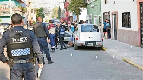 Comerciantes en el Centro Histórico enfrentan extorsiones hasta de 20 mil pesos, afectando su seguridad económica y emocional. Autoridades intensifican investigaciones para contrarrestar esta amenaza.