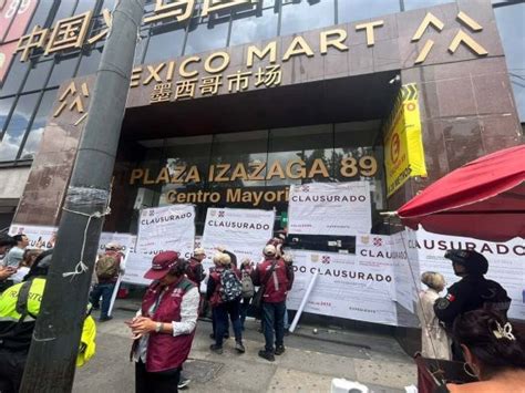 Incertidumbre y desalojo amenazan el sustento de comerciantes en Plaza Izazaga 89, generando preocupación y un llamado urgente a las autoridades para encontrar soluciones.