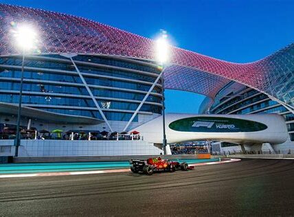 McLaren impresiona en Abu Dabi: Lando Norris y Oscar Piastri lideran los entrenamientos, mostrando su mejoría y dejando claro que están listos para desafiar a los líderes.