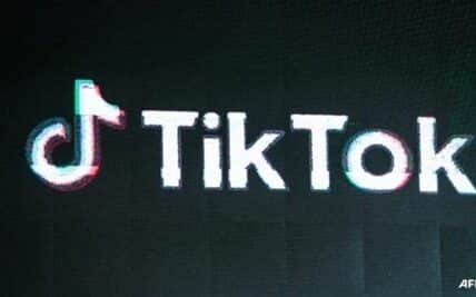 La posible prohibición de TikTok en EE. UU. puede afectar significativamente a pequeñas empresas y creadores, con pérdidas de hasta mil millones de dólares mensuales.