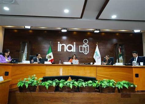 La SCJN descarta recurso del INAI; proyectos de AMLO, como el Tren Maya, son considerados de seguridad nacional, desatando debate sobre transparencia.